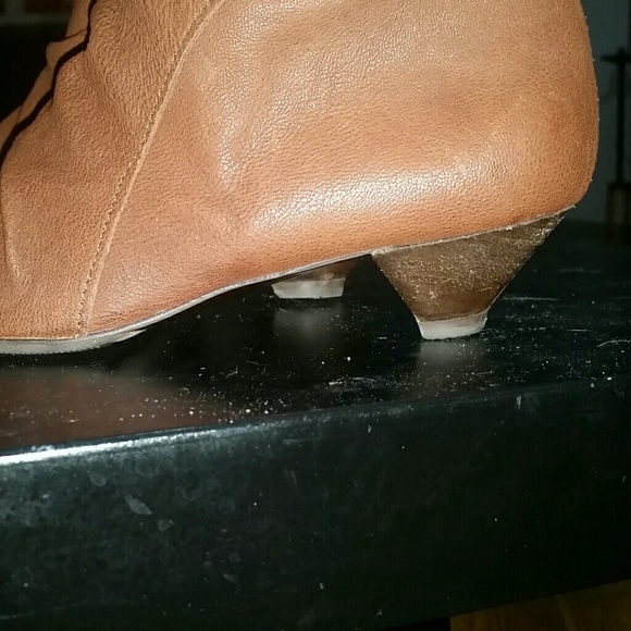 Jonak Paris Fold Over Kitten Heel Ankle Boot - Picture 4 of 8